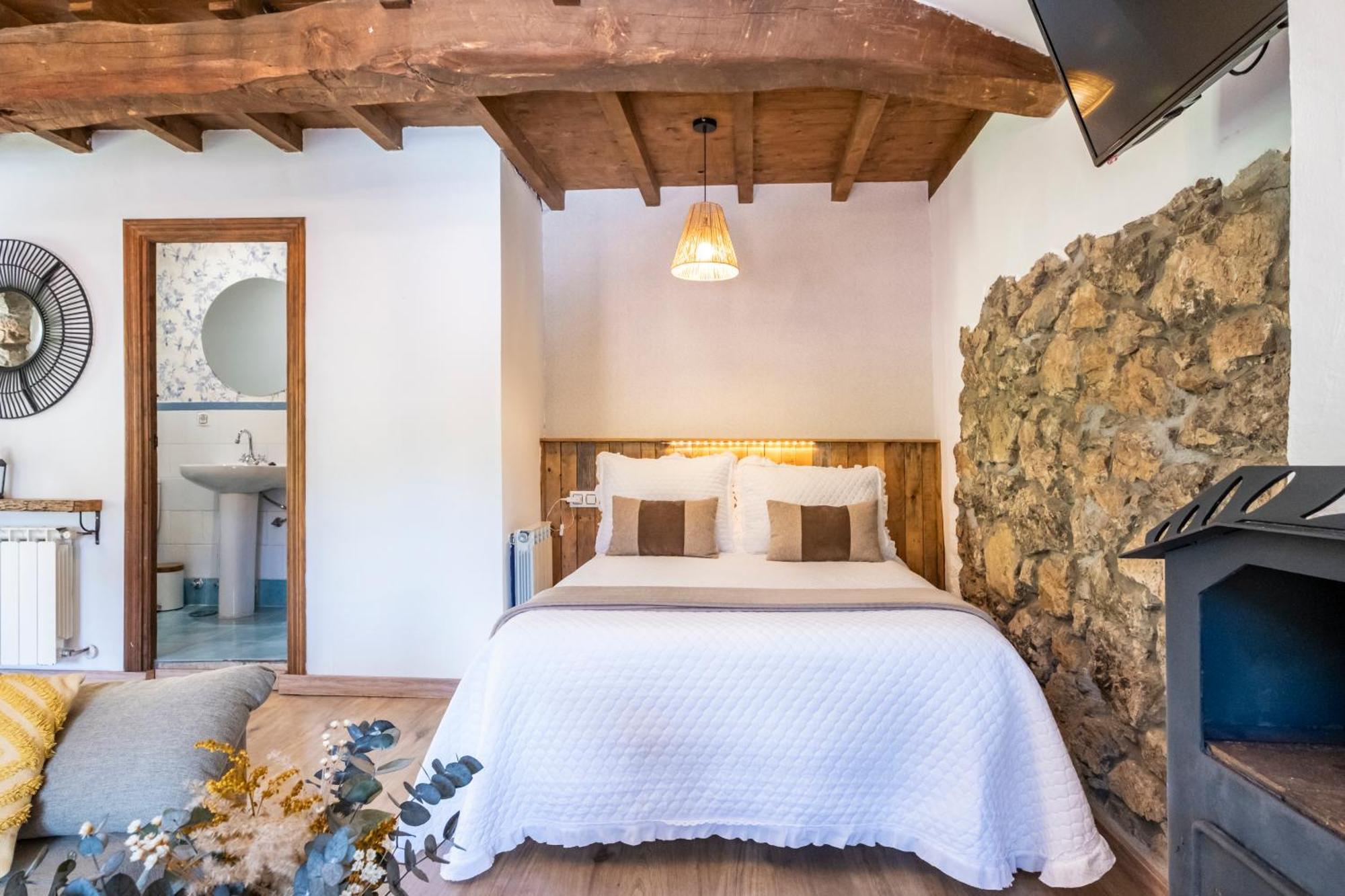 Apartamentos Rurales La Laguna Somiedo Valle de Lago Buitenkant foto